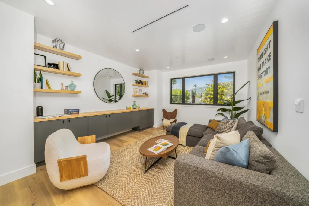 adu remodeling in north hollywood