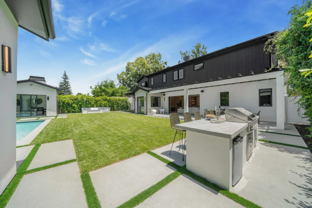 adu remodeling in canoga park